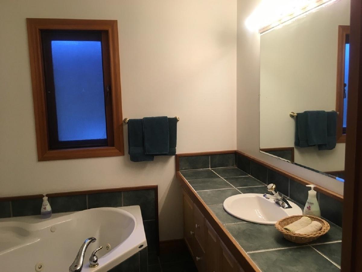 Tofino Stormbay Guest House Luaran gambar